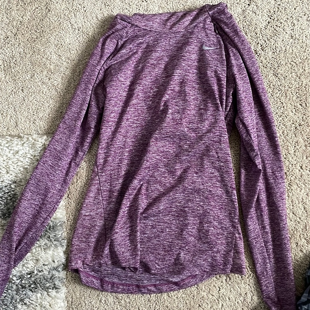 Nike light dri fight hoodie